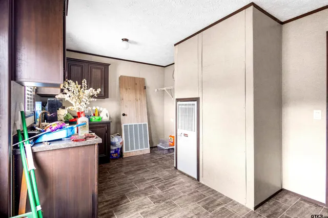 $350,000 | 112 County Road 4716, Ben Wheeler, TX 75754