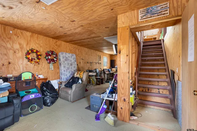 $350,000 | 112 County Road 4716, Ben Wheeler, TX 75754