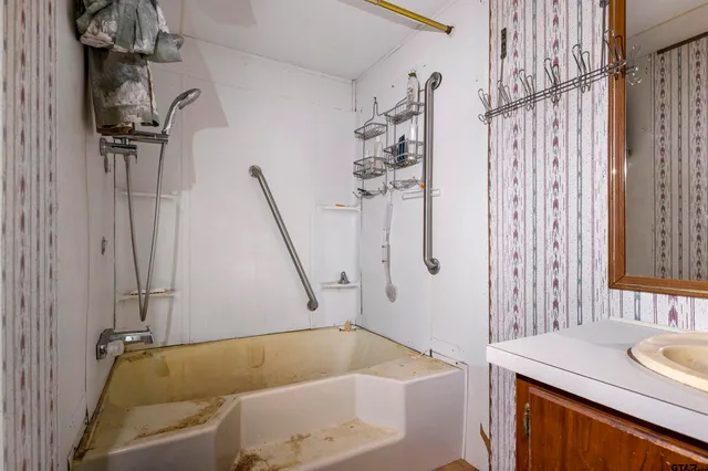 $350,000 | 112 County Road 4716, Ben Wheeler, TX 75754