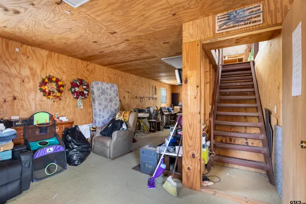 $325,000 | 112 County Road 4716, Ben Wheeler, TX 75754