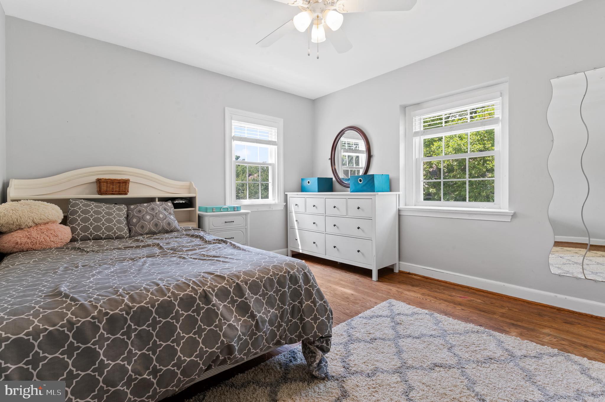 31 Whitemarsh Road Ardmore, PA 19003 - Photo 22 of 35 Front right bedroom