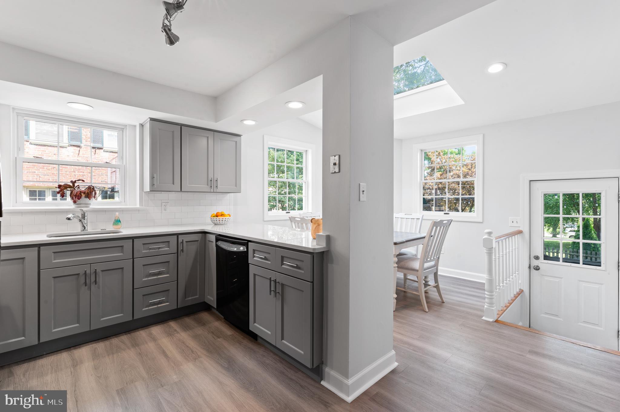 31 Whitemarsh Road Ardmore, PA 19003 - Photo 4 of 35 Brand new kitchen
