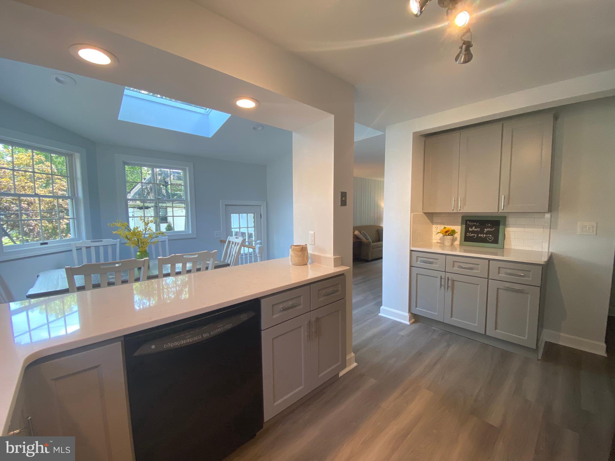 31 Whitemarsh Road Ardmore, PA 19003 - Photo 7 of 35 Open kitchen layout