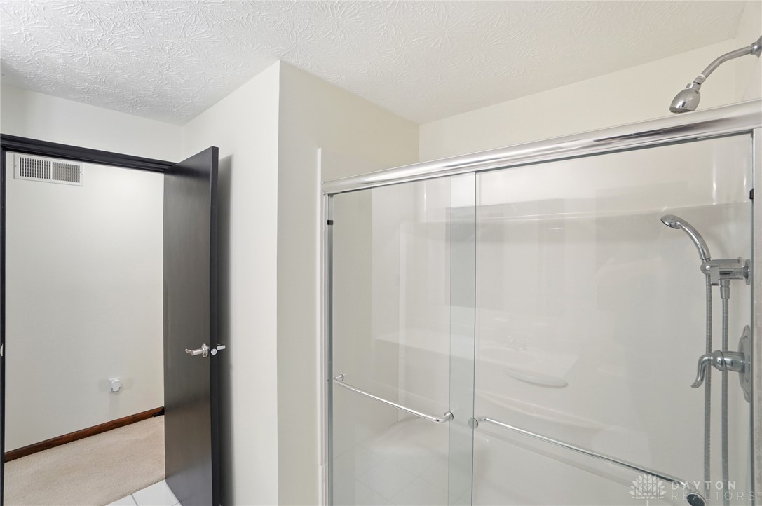 7655 Windham Road Tipp City, OH 45371 - Photo 11 of 61