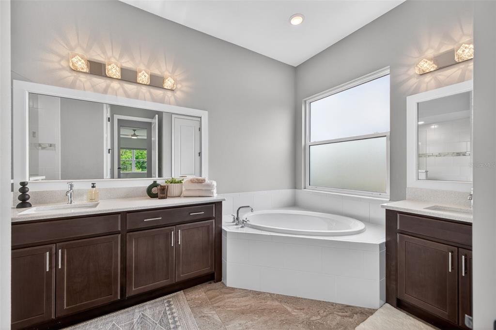 3954 Kennebunk Loop Mount Dora, FL 32757 - Photo 33 of 65