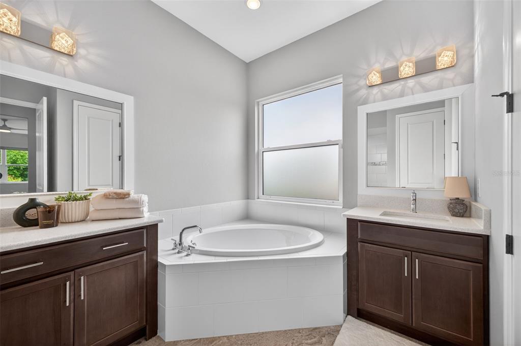 3954 Kennebunk Loop Mount Dora, FL 32757 - Photo 34 of 65