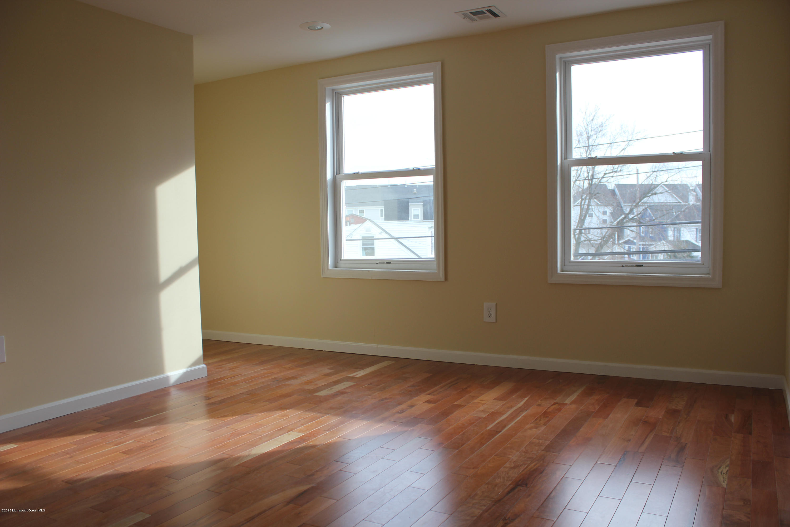 20 Main Street, Unit C Port Monmouth, NJ 07758 - Photo 3 of 14 Living Room