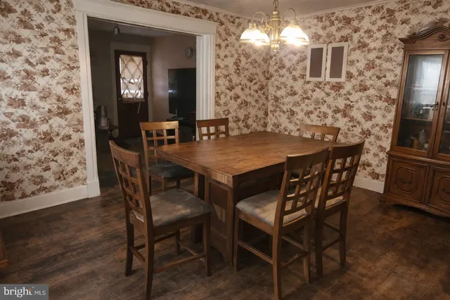 $118,900 | 1122 Dewey Avenue, Williamsport, PA 17701