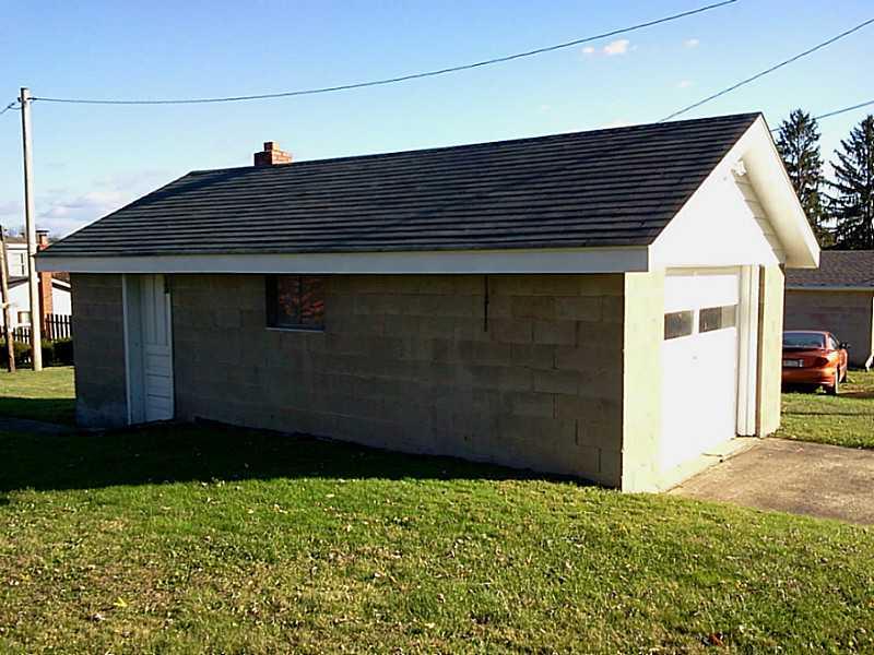 239 Oak Street Rillton, PA 15678 - Photo 25 of 25 Parking Lot/Garage.