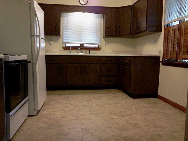 239 Oak Street Rillton, PA 15678 - Photo 4 of 25 Kitchen.