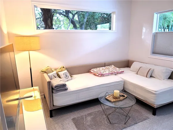 $3,000 | 72937 Willow Street, Palm Desert, CA 92260