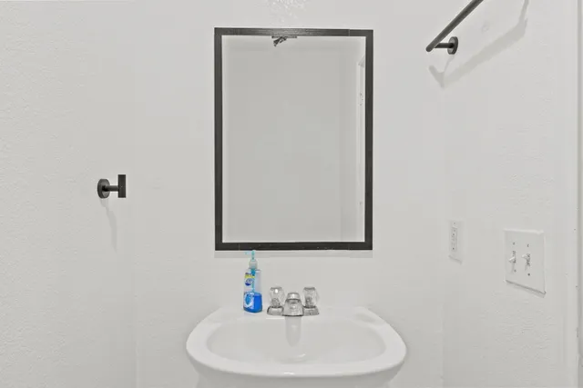 $369,900 | 1404 Anise Drive, Austin, TX 78741