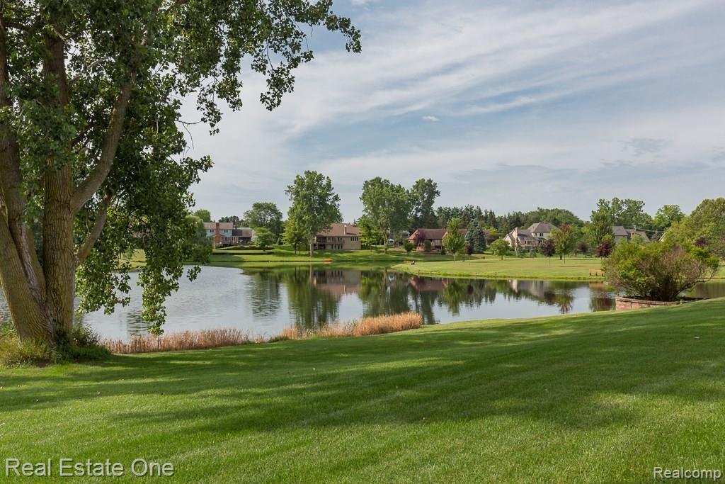 2420 Kimberly Fair Street Rochester Hills, MI 48309 - Photo 28 of 28