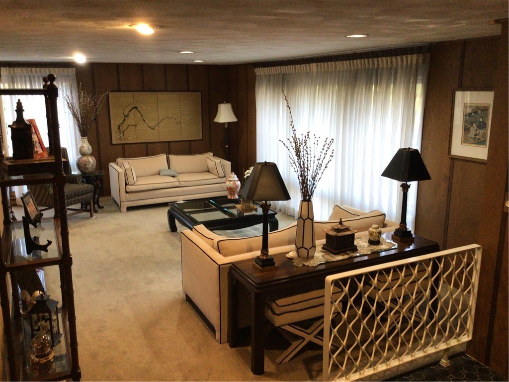 397 Angell Road Lincoln, RI 02865 - Photo 4 of 18 Gallery Image 4