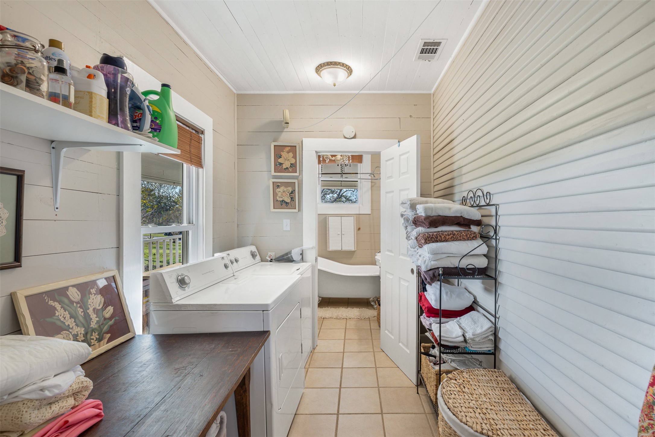 13752 Whitman Road Brenham, TX 77833 - Photo 13 of 48