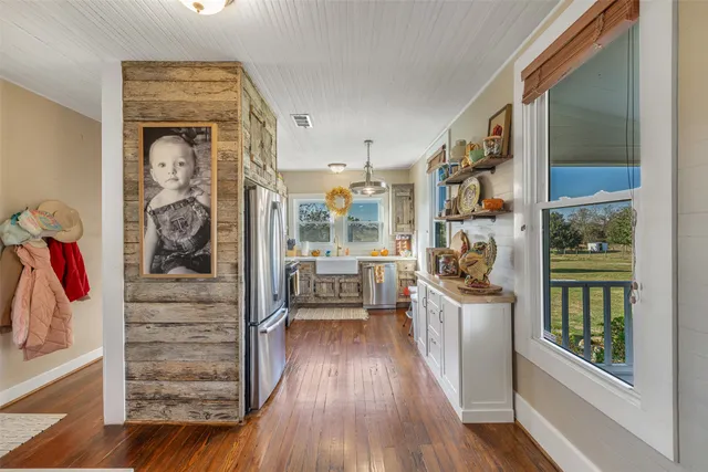 $975,000 | 13752 Whitman Road, Brenham, TX 77833