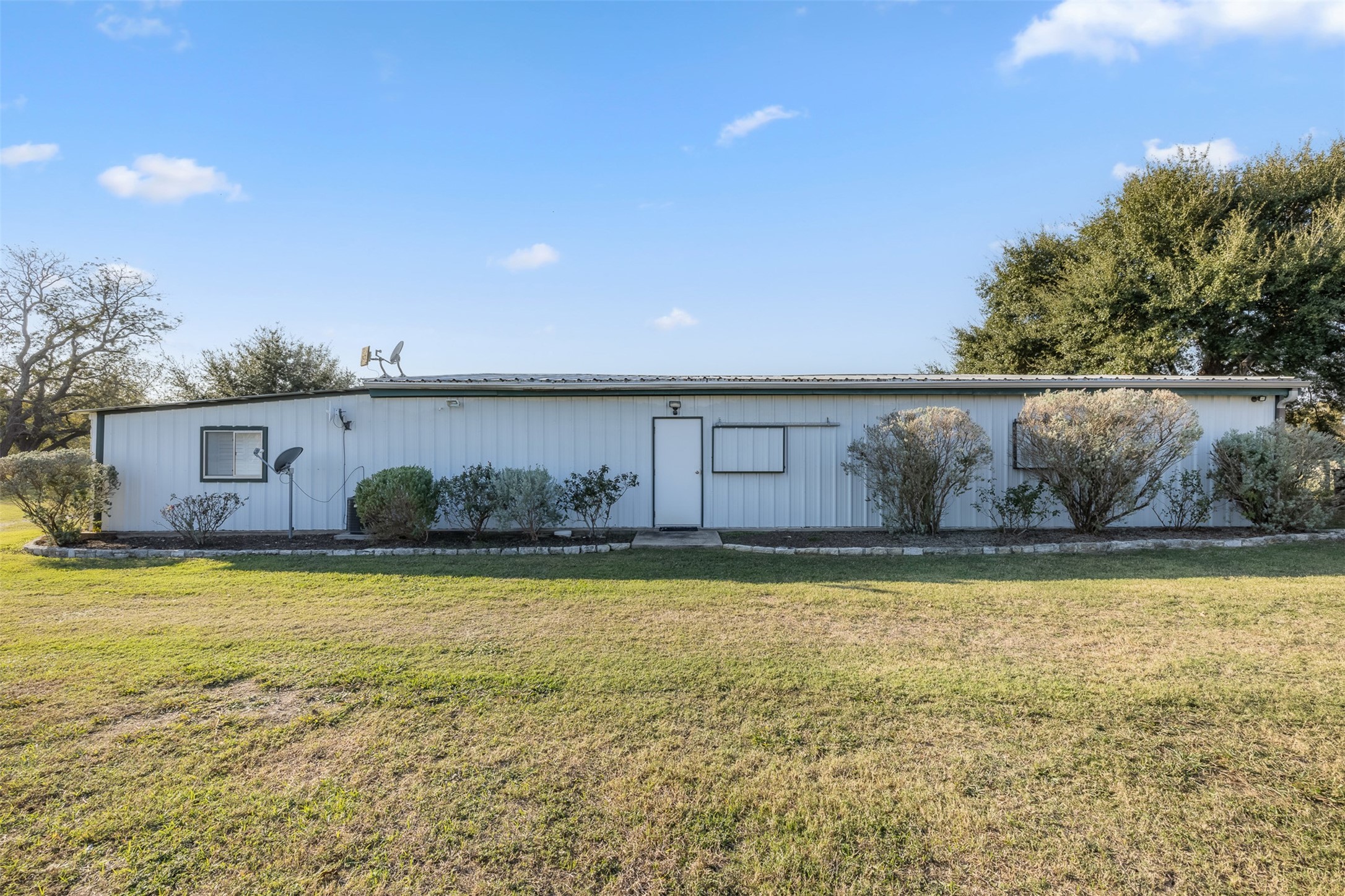 13752 Whitman Road Brenham, TX 77833 - Photo 25 of 48