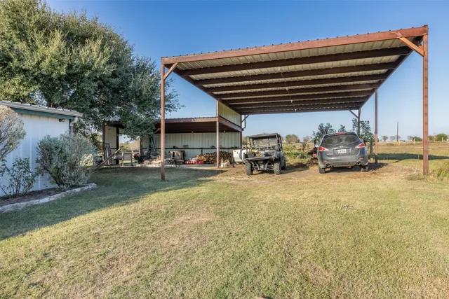 $975,000 | 13752 Whitman Road, Brenham, TX 77833