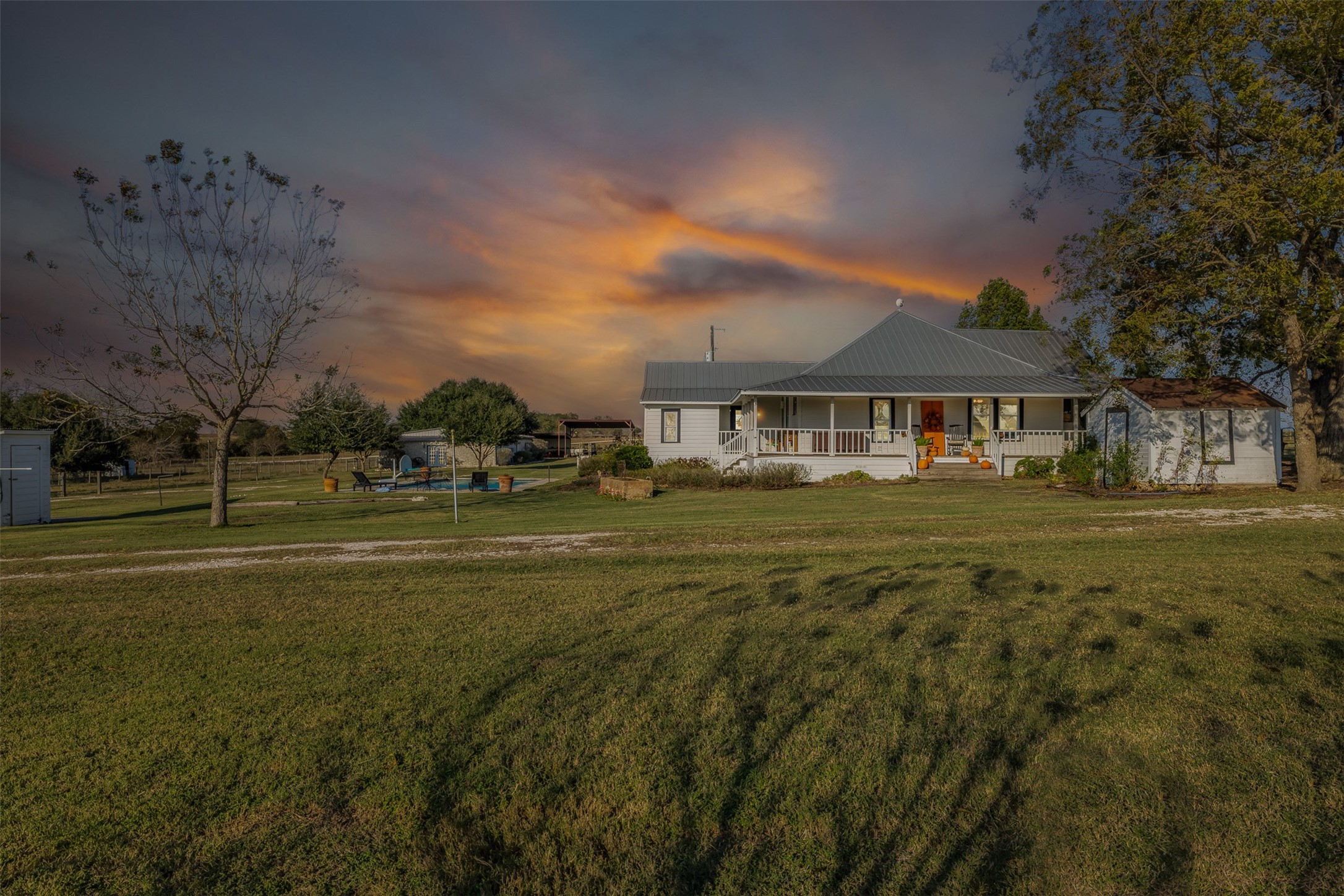 13752 Whitman Road Brenham, TX 77833 - Photo 30 of 48