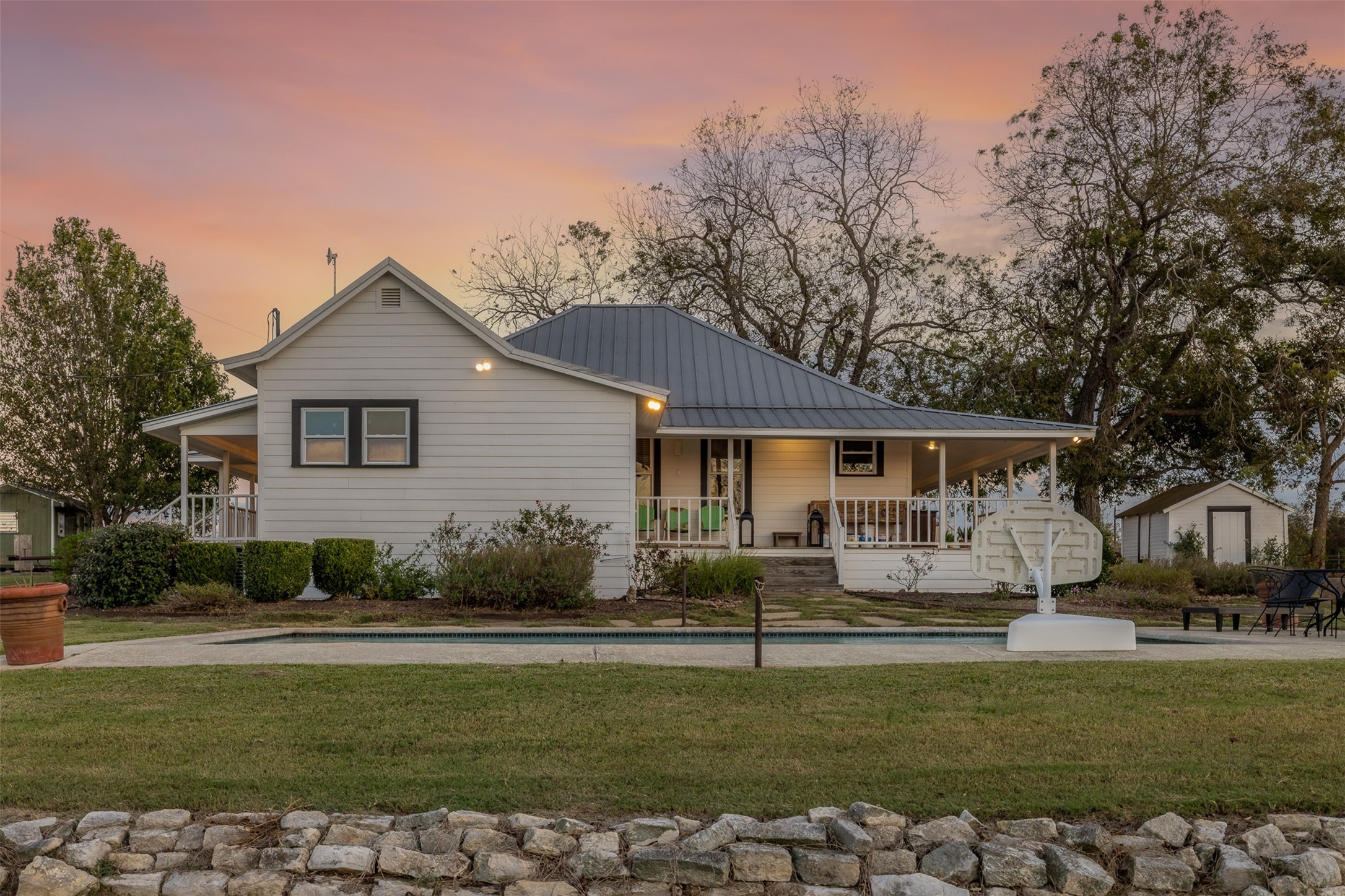 13752 Whitman Road Brenham, TX 77833 - Photo 32 of 48