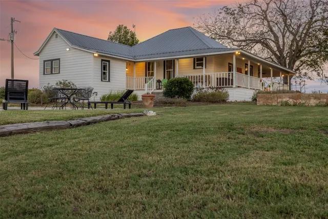 $975,000 | 13752 Whitman Road, Brenham, TX 77833