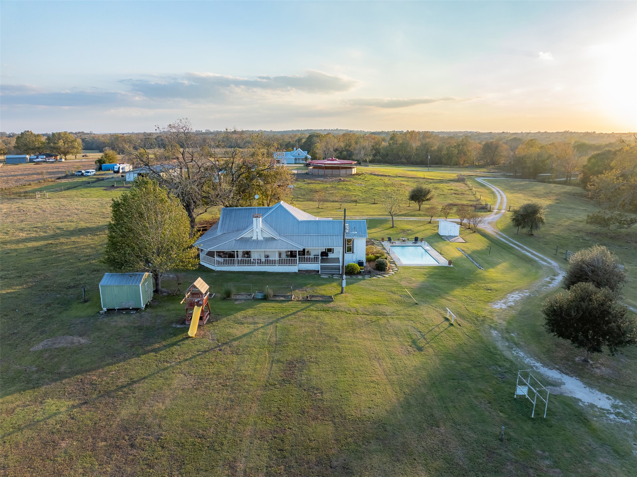 13752 Whitman Road Brenham, TX 77833 - Photo 45 of 48