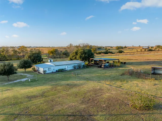 $975,000 | 13752 Whitman Road, Brenham, TX 77833
