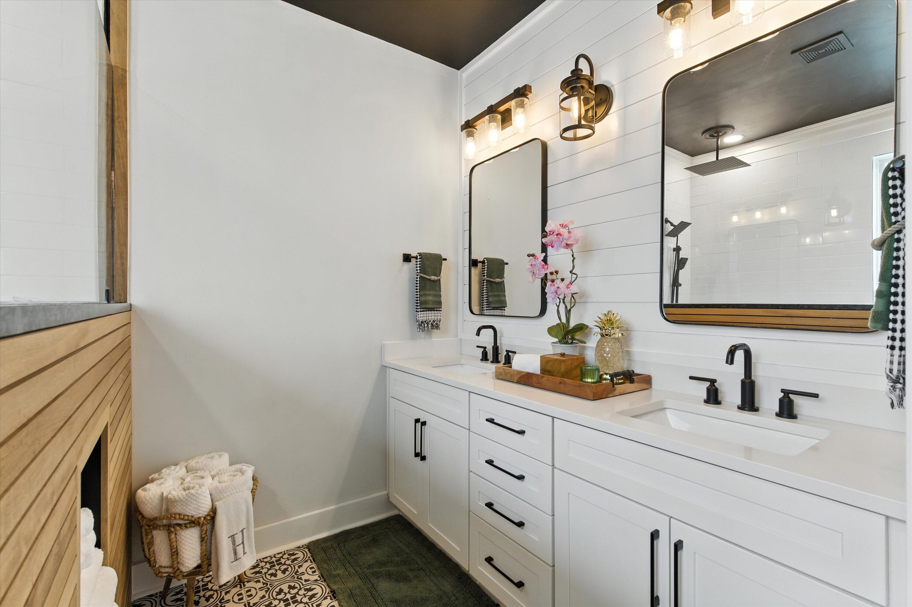 142 Boots Branch Road Summerville, SC 29485 - Photo 32 of 57 Primary Bathroom