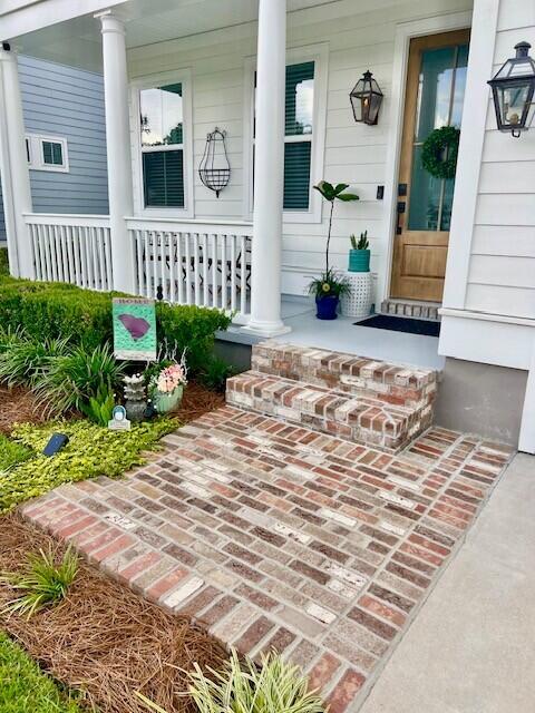 142 Boots Branch Road Summerville, SC 29485 - Photo 5 of 57 Brick Step Entry