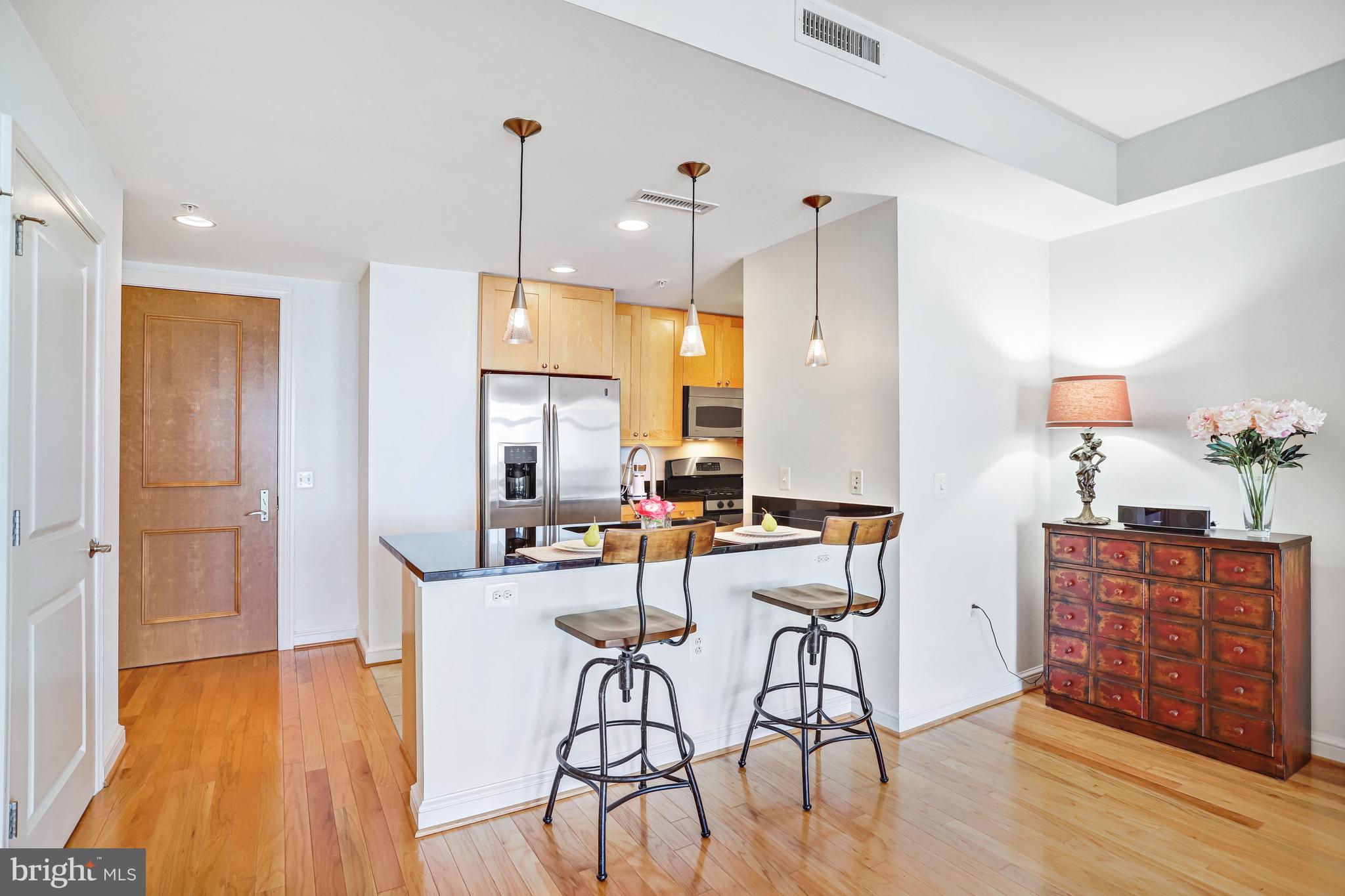 11990 Market Street, Unit 814 Reston, VA 20190 - Photo 12 of 76 Gallery Image 12