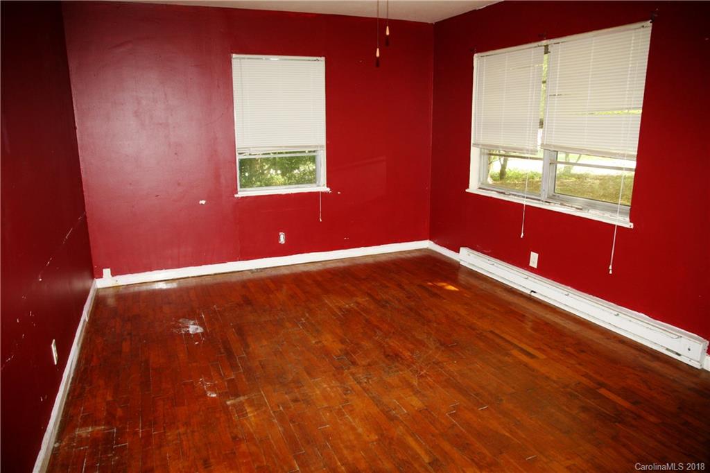 711 Hovis Road Stanley, NC 28164 - Photo 4 of 10 Gallery Image 4