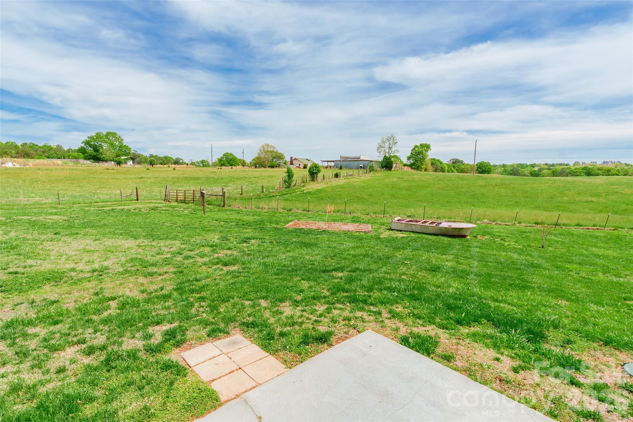 161 Springdale Road Cowpens, SC 29330 - Photo 33 of 46