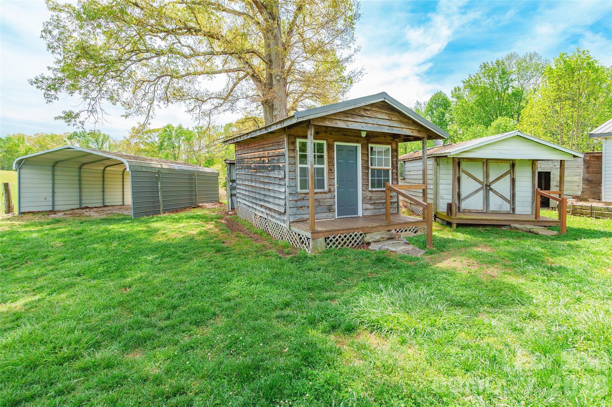 161 Springdale Road Cowpens, SC 29330 - Photo 39 of 46