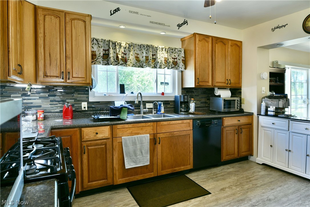 2935 North River Road Northeast Warren, OH 44483 - Photo 23 of 50