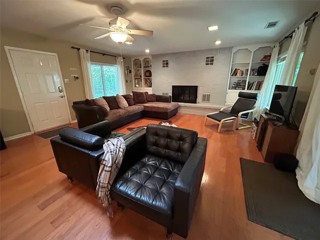 $449,000 | 11303 Oakwood Drive, Austin, TX 78753