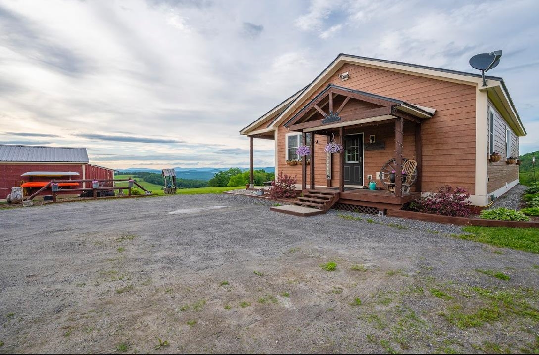 753 Coles Pond Road Walden, VT 05836 - Photo 8 of 40