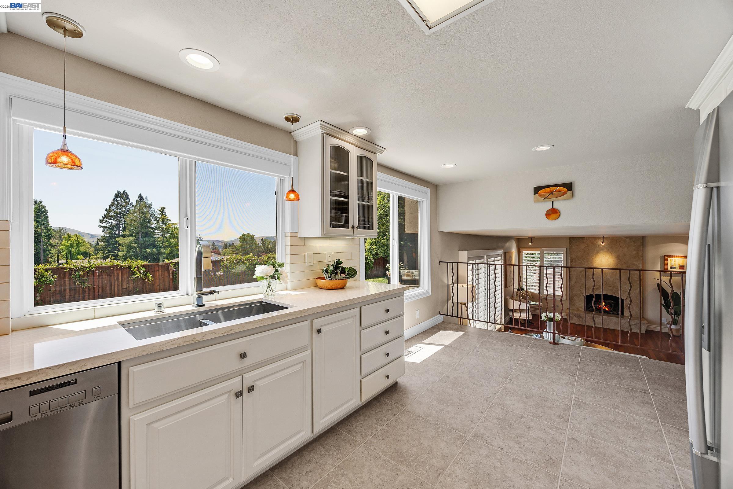 17 Suva Court San Ramon, CA 94582 - Photo 11 of 47