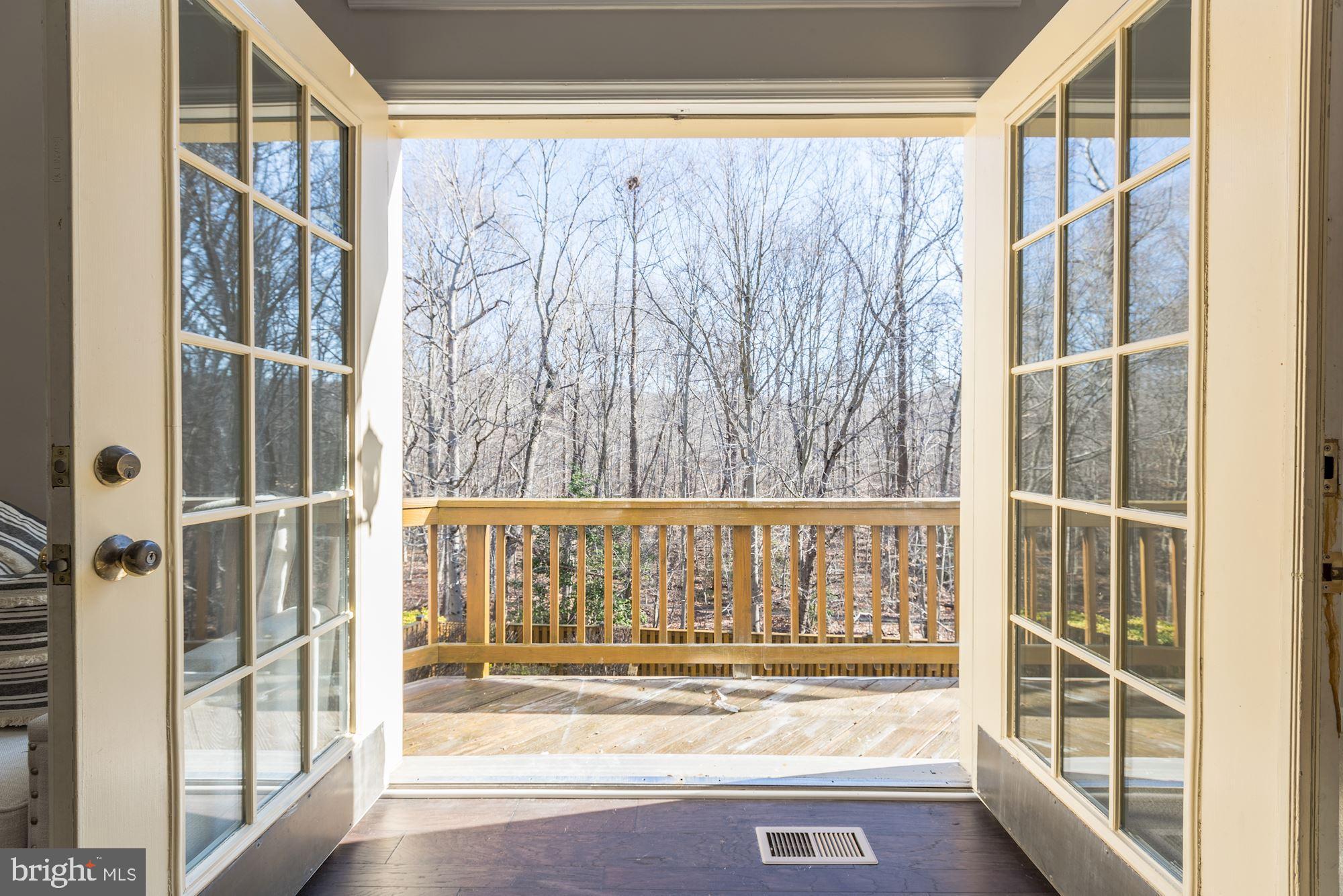 7409 Ridge Oak Court Springfield, VA 22153 - Photo 32 of 39 Living to Deck