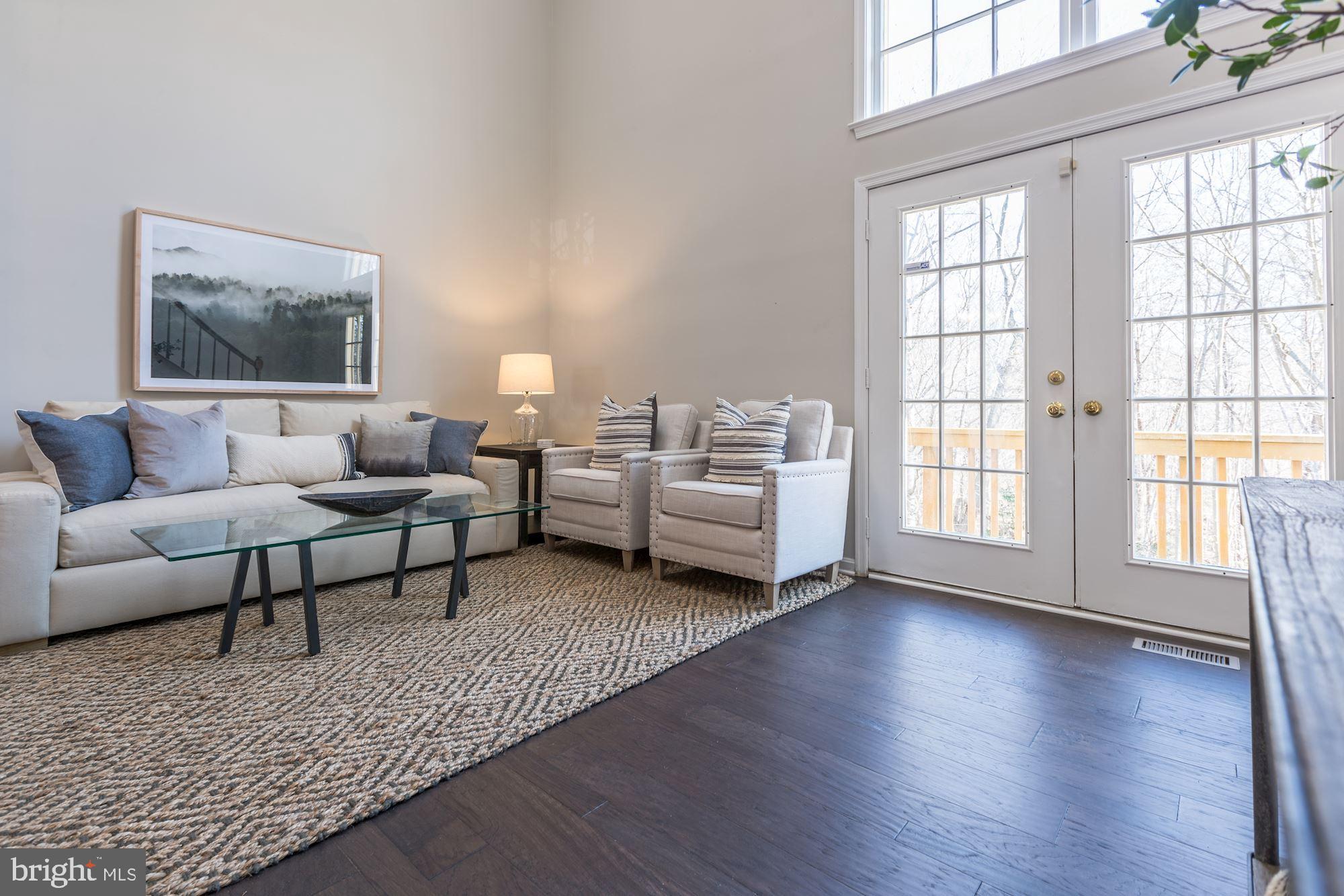 7409 Ridge Oak Court Springfield, VA 22153 - Photo 10 of 39 Living Room
