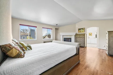 $1,250,000 | 218 Windsor Drive, Petaluma, CA 94952