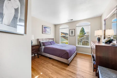 $1,250,000 | 218 Windsor Drive, Petaluma, CA 94952