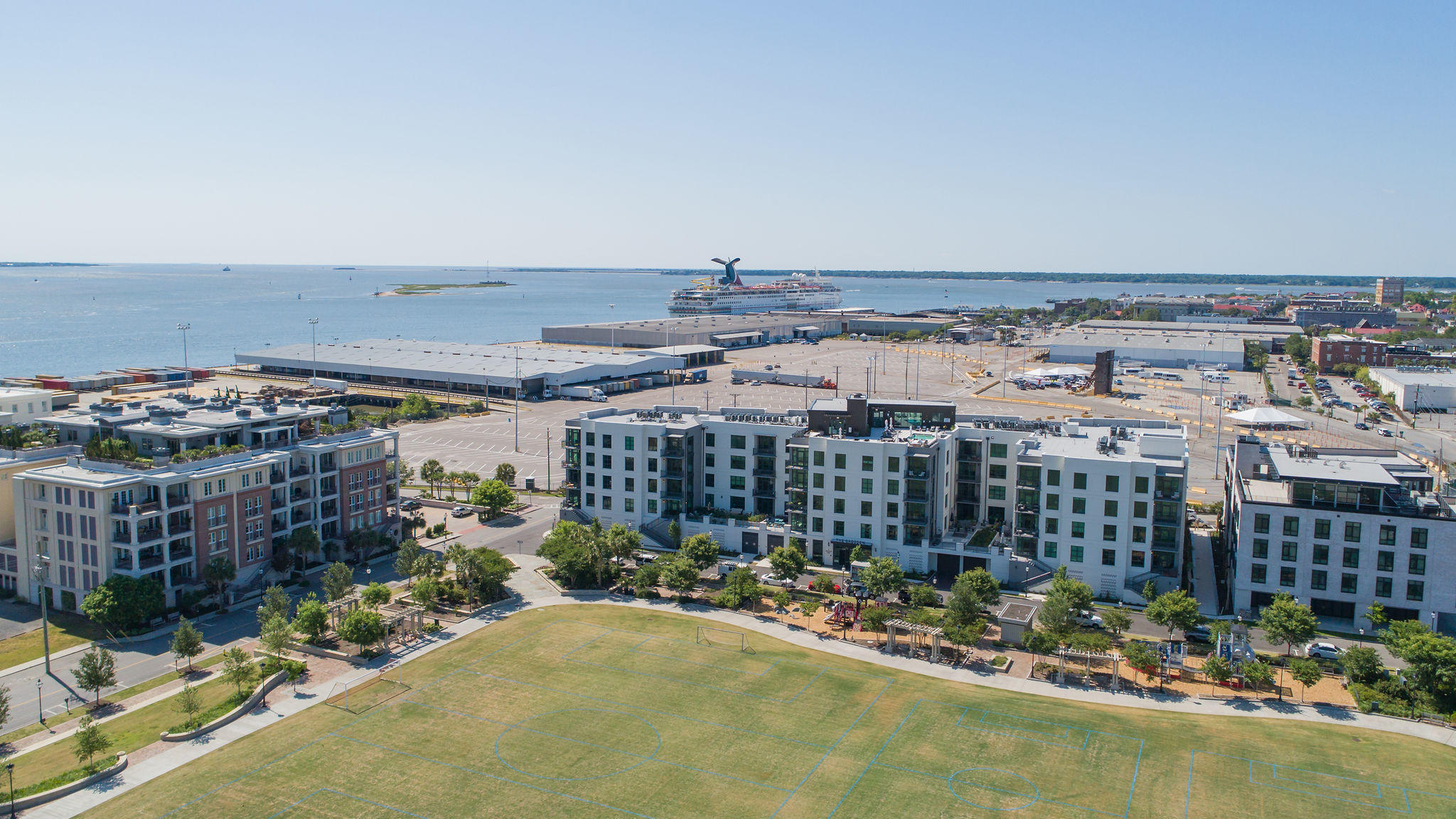 33 Calhoun Street, Unit 141 Charleston, SC 29401 - Photo 24 of 27 Aerial South harbor