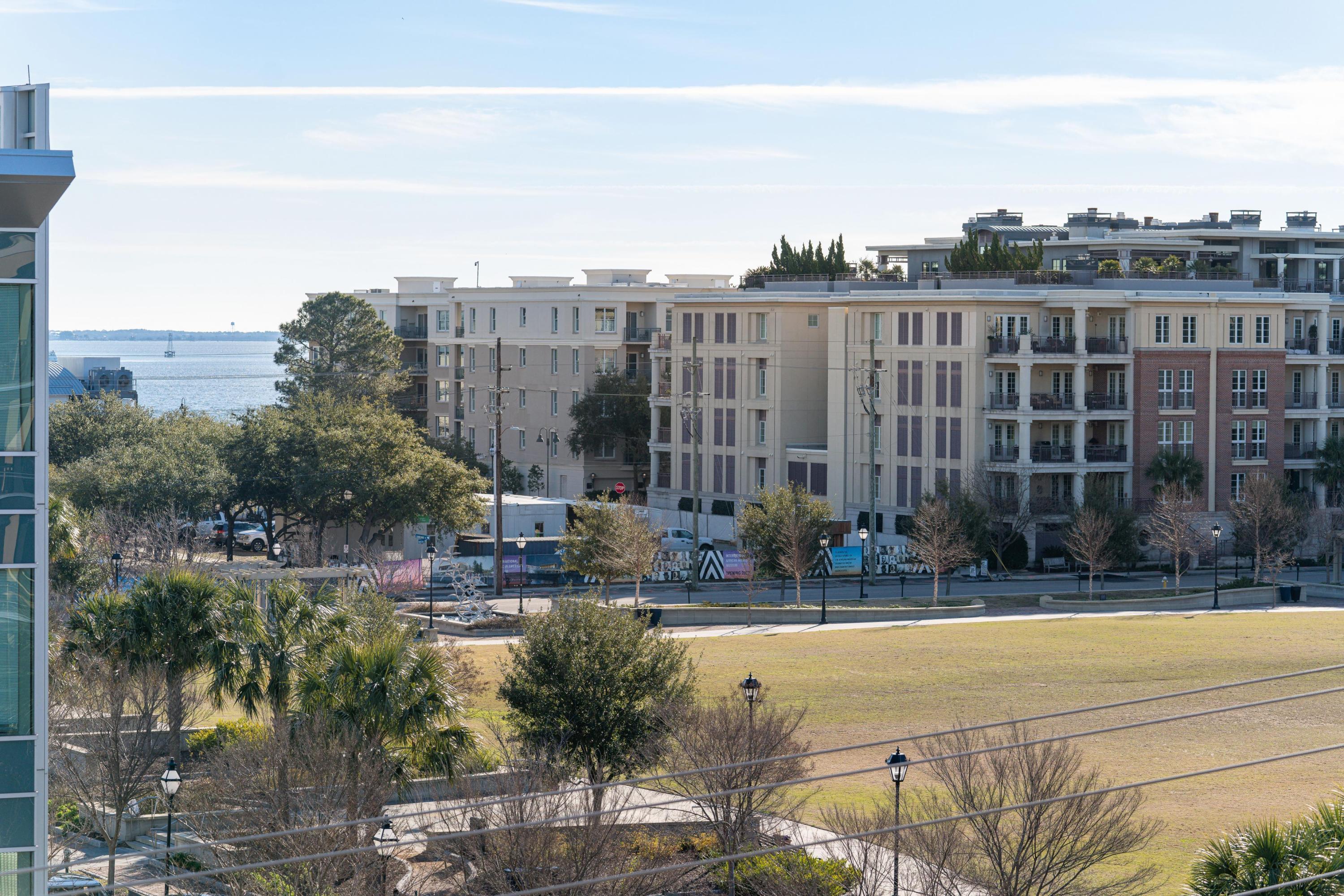 33 Calhoun Street, Unit 141 Charleston, SC 29401 - Photo 9 of 27 EllisCreekPhotography-07480