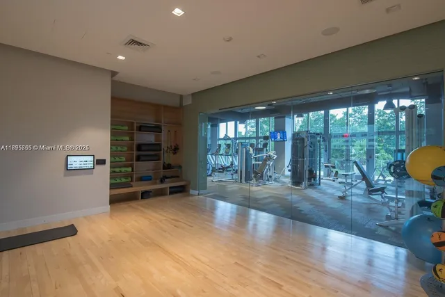 $3,950 | Western Eastern Shores, North Miami Beach, FL 33160