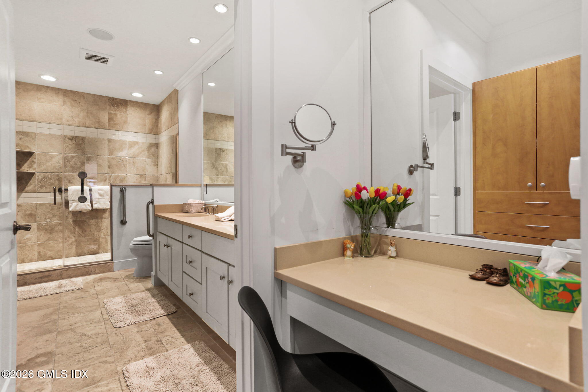 77 Havemeyer Lane, Unit 58 Stamford, CT 06902 - Photo 12 of 40 Dressing Room