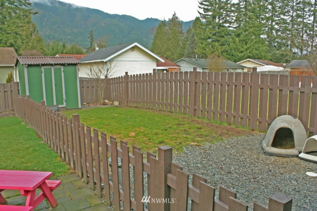 369 Thompson Road Sedro-Woolley, WA 98284 - Photo 23 of 25 Gallery Image 23