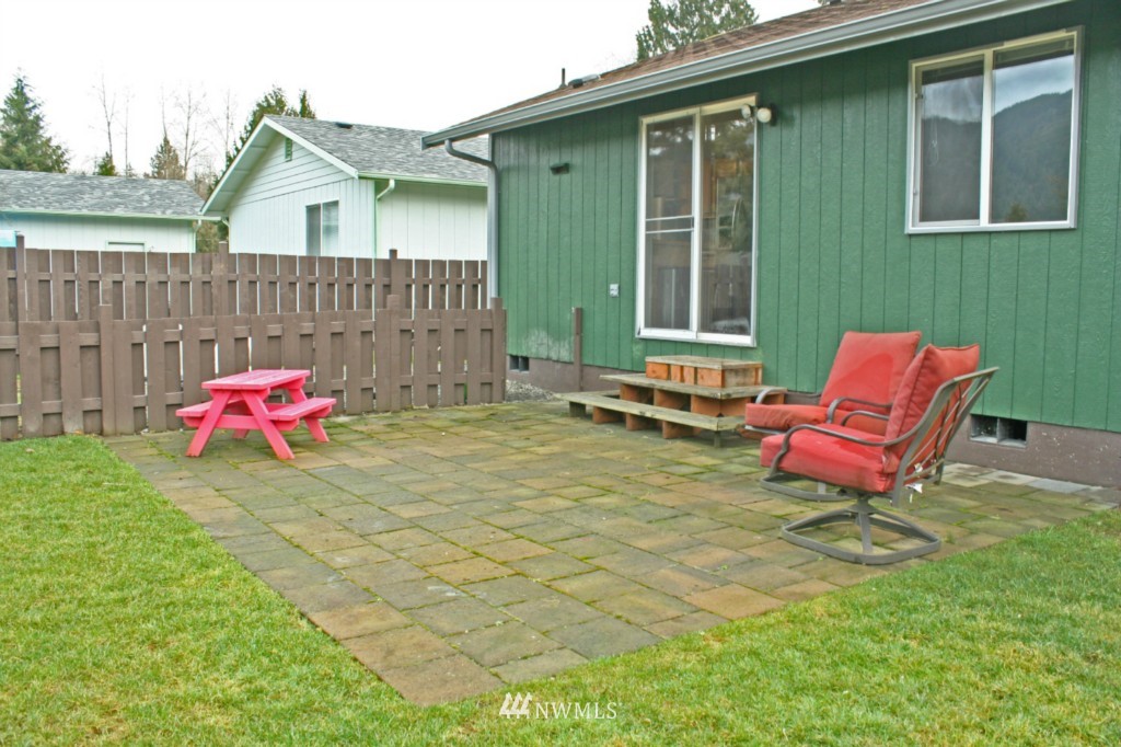 369 Thompson Road Sedro-Woolley, WA 98284 - Photo 24 of 25 Gallery Image 24