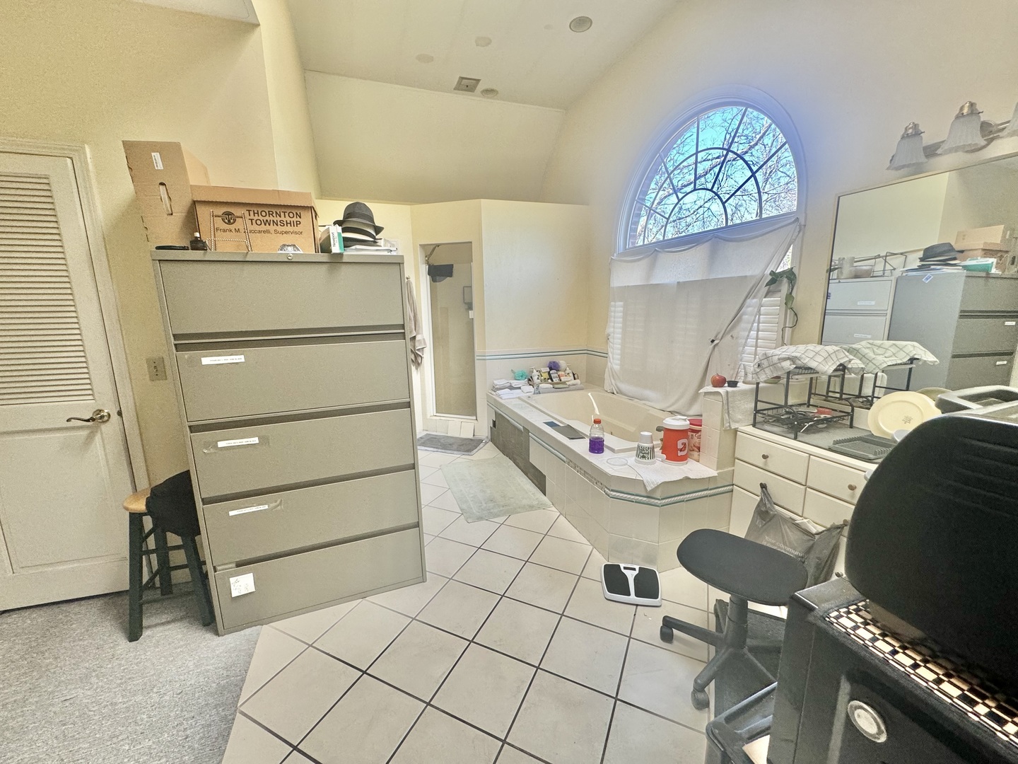 995 Bode Road Elgin, IL 60120 - Photo 12 of 33 Gallery Image 12