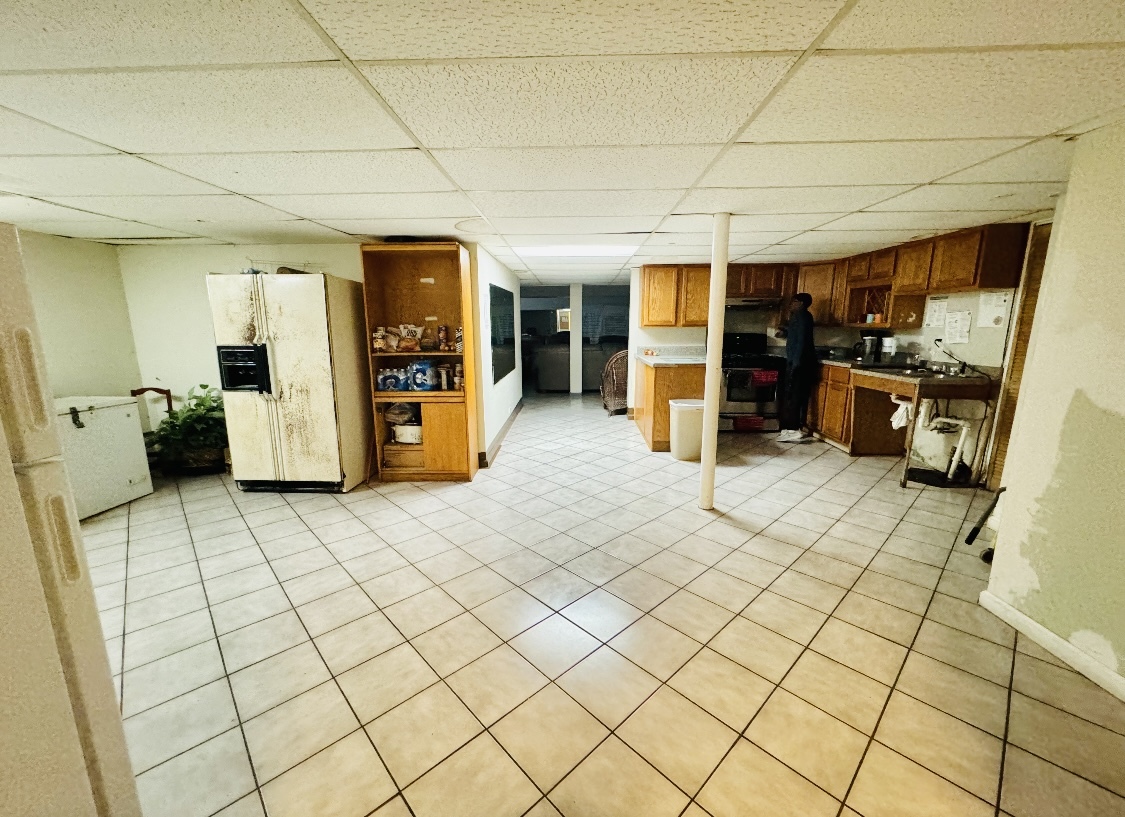 995 Bode Road Elgin, IL 60120 - Photo 23 of 33 Gallery Image 23