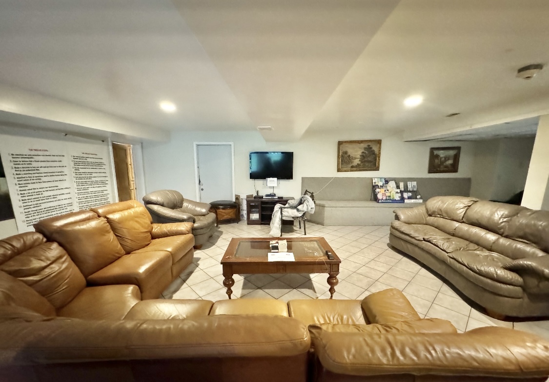 995 Bode Road Elgin, IL 60120 - Photo 25 of 33 Gallery Image 25